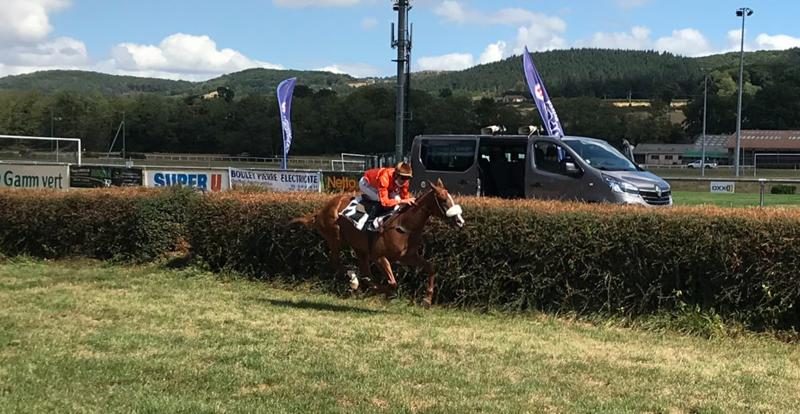 Victoire de Hêtre Rouge à Cluny