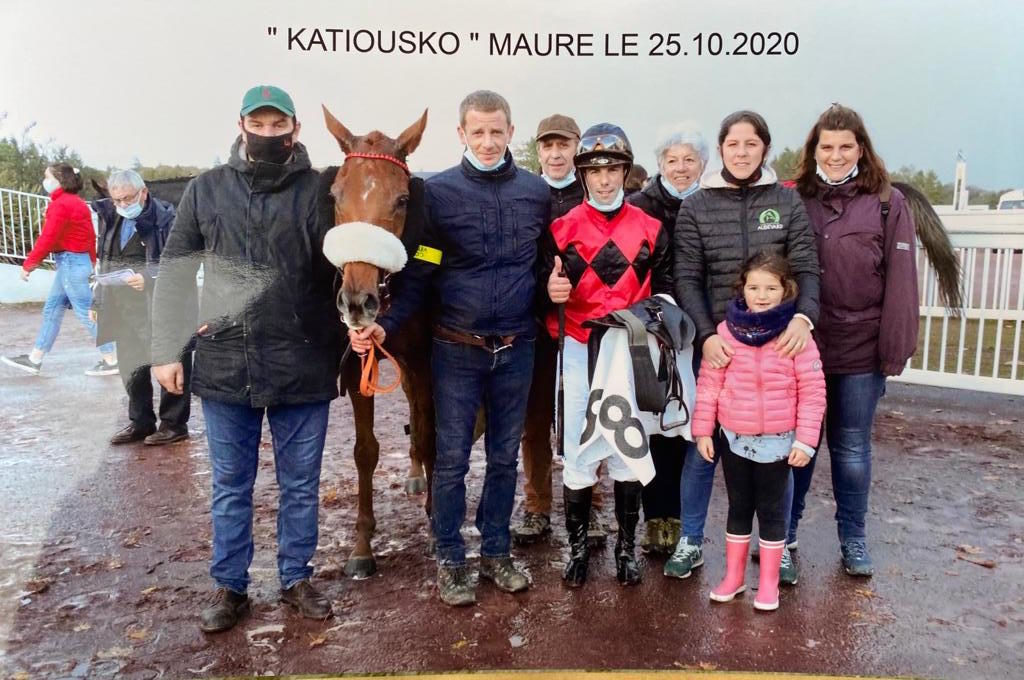 Victoire de Katiousko sur l'hippodrome de Maure de Bretagne