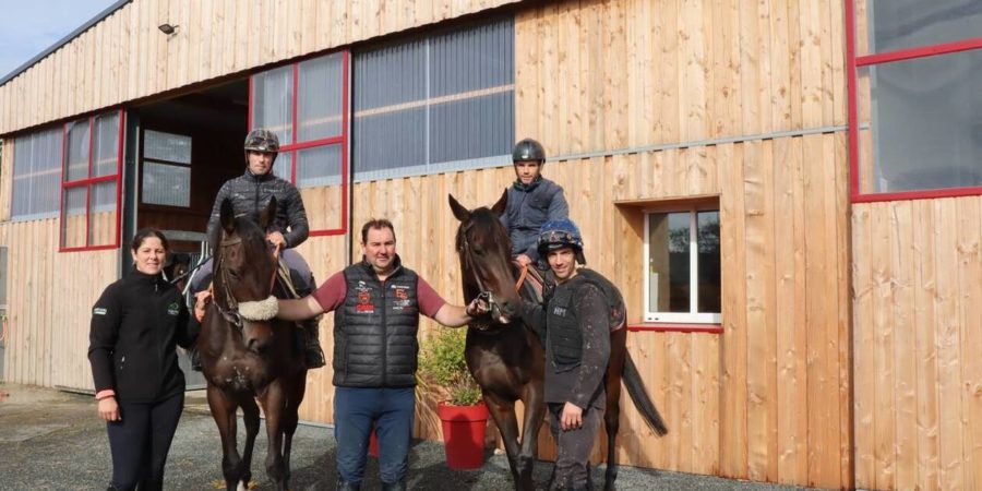 Erwan Grall, jeune entraîneur plein de talent, a choisi Nort-sur-Erdre pour installer son écurie